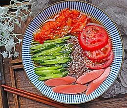 冷面视频,视频带你领略地道风味